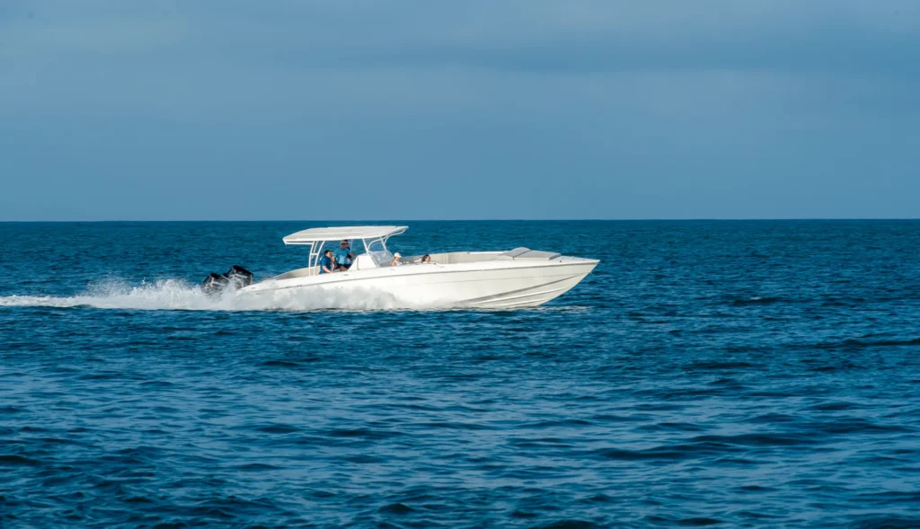 Hunter 43 - photo 1